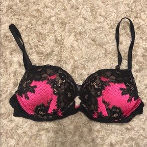 Victoria’s Secret Bombshell bra
